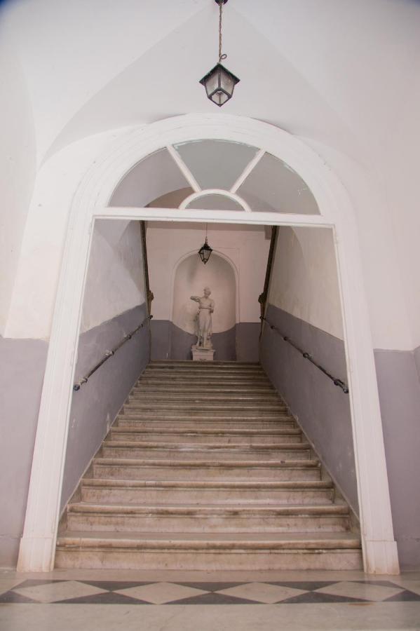 Palazzo Del Golfo Leilighet Napoli Eksteriør bilde